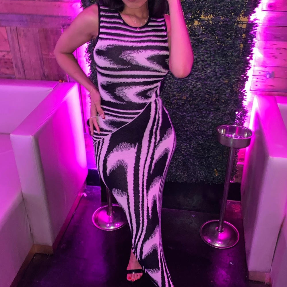 JLUXLABEL Black and White Patterned Dress